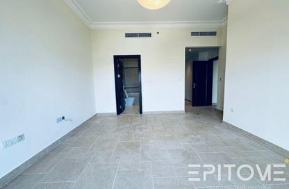 Apartment - 3 Bedrooms - 4 Bathrooms for rent in Carnaval - Qanat Quartier - The Pearl Island - Doha