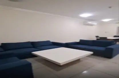 Apartment - 2 Bedrooms - 2 Bathrooms for rent in Old Airport Road - Old Airport Road - Doha