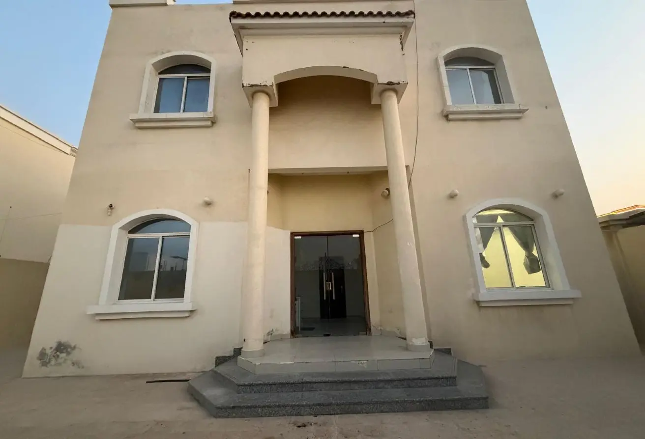 62130363 - Property Main Image