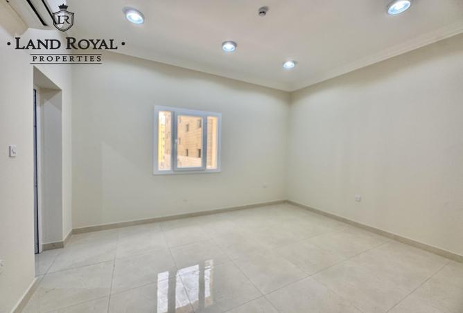 57780392 - Property Image 3