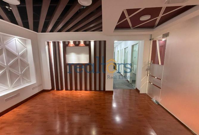 53144366 - Property Image 2