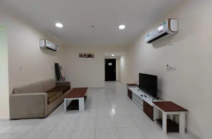 Apartment - 1 Bedroom - 1 Bathroom for rent in Umm Ghuwalina - Umm Ghuwailina - Doha