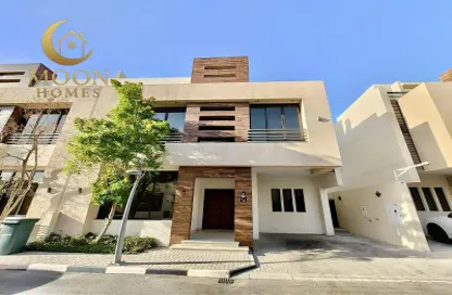 شقة - 4 غرف نوم - 5 حمامات للايجار في الهلال - الهلال - الدوحة