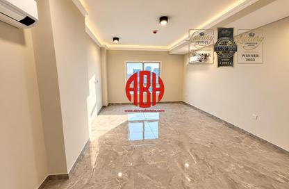 Apartment - 2 Bedrooms - 3 Bathrooms for rent in Musheireb Apartments - Musheireb - Doha Apartment - 2 Bedrooms - 3 Bathrooms for rent in Musheireb Apartments - Musheireb - Doha
