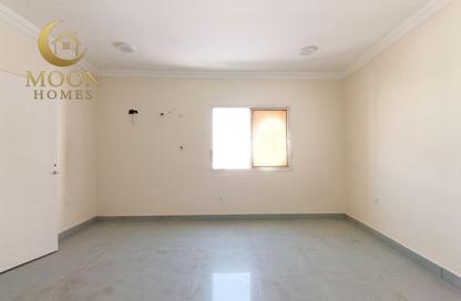 Apartment - 2 Bedrooms - 2 Bathrooms for rent in Umm Ghuwalina - Umm Ghuwailina - Doha Apartment - 2 Bedrooms - 2 Bathrooms for rent in Umm Ghuwalina - Umm Ghuwailina - Doha