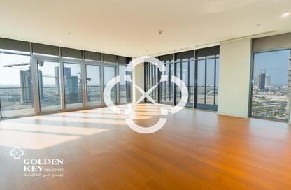 Apartment - 2 Bedrooms - 3 Bathrooms for sale in Seef Lusail Tower 1 - Seef Lusail - Lusail City - Lusail