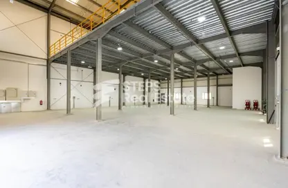 Warehouse - Studio - 7+ Bathrooms for rent in East Industrial Street - Birkat Al Awamer - Al Wakra