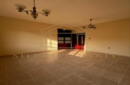 Villa - 3 Bedrooms - 3 Bathrooms for rent in Al Maamoura - Al Maamoura - Doha