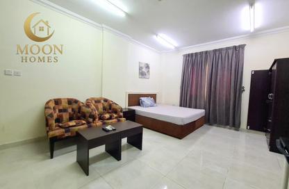 Apartment - Studio - 1 for rent in Umm Ghwailina Comm - Umm Ghuwalina - Umm Ghuwailina - Doha