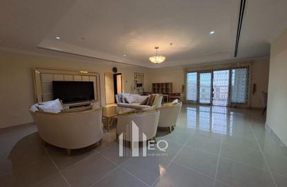 Apartment - 2 Bedrooms - 3 Bathrooms for rent in East Porto Drive - Porto Arabia - The Pearl Island - Doha