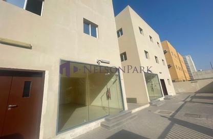 Labor Camp - Studio - 7+ Bathrooms for rent in Umm Salal Ali - Umm Salal Ali - Doha