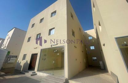 Labor Camp - Studio - 7+ Bathrooms for rent in Umm Salal Ali - Umm Salal Ali - Doha