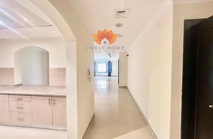 Apartment - 1 Bedroom - 2 Bathrooms for rent in East Porto Drive - Porto Arabia - The Pearl Island - Doha