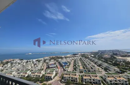 Apartment - 3 Bedrooms - 4 Bathrooms for rent in The Garden - Floresta Gardens - The Pearl Island - Doha