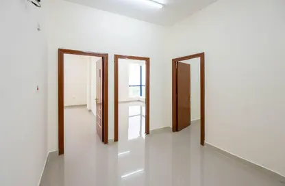 مساحات مكتبية - غرفة نوم - 1 حمام للايجار في ام غوالينا تجارية - ام غويلينا - أم غويلينا - الدوحة