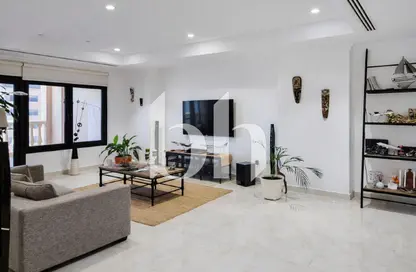Apartment - 2 Bedrooms - 3 Bathrooms for rent in West Porto Drive - Porto Arabia - The Pearl Island - Doha Apartment - 2 Bedrooms - 3 Bathrooms for rent in West Porto Drive - Porto Arabia - The Pearl Island - Doha