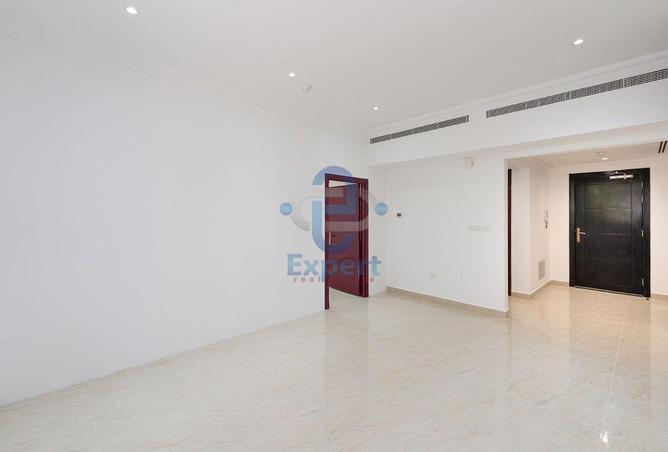 60835745 - Property Image 2