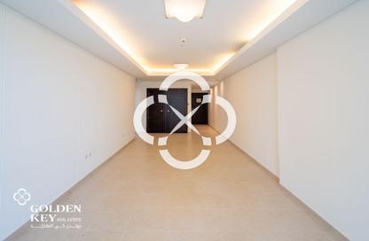 Apartment - 1 Bedroom - 2 Bathrooms for rent in Viva West - Viva Bahriyah - The Pearl Island - Doha