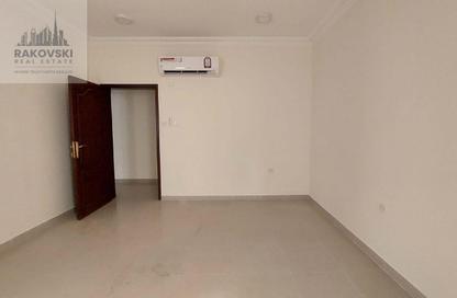 Apartment - 2 Bedrooms - 2 Bathrooms for rent in Al Mansoura - Al Mansoura - Doha
