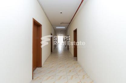 Labor Camp - Studio - 1 for rent in Industrial Area 4 - Industrial Area - Industrial Area - Doha