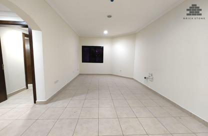 Apartment - 2 Bedrooms - 1 Bathroom for rent in Al Sadd Road - Al Sadd - Doha