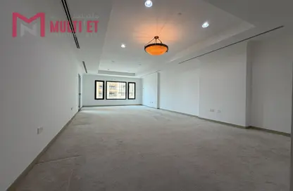 شقة - 2 غرف نوم - 3 حمامات للايجار في طريق بورتو الغربي - بورتو أرابيا - جزيرة اللؤلؤة - الدوحة