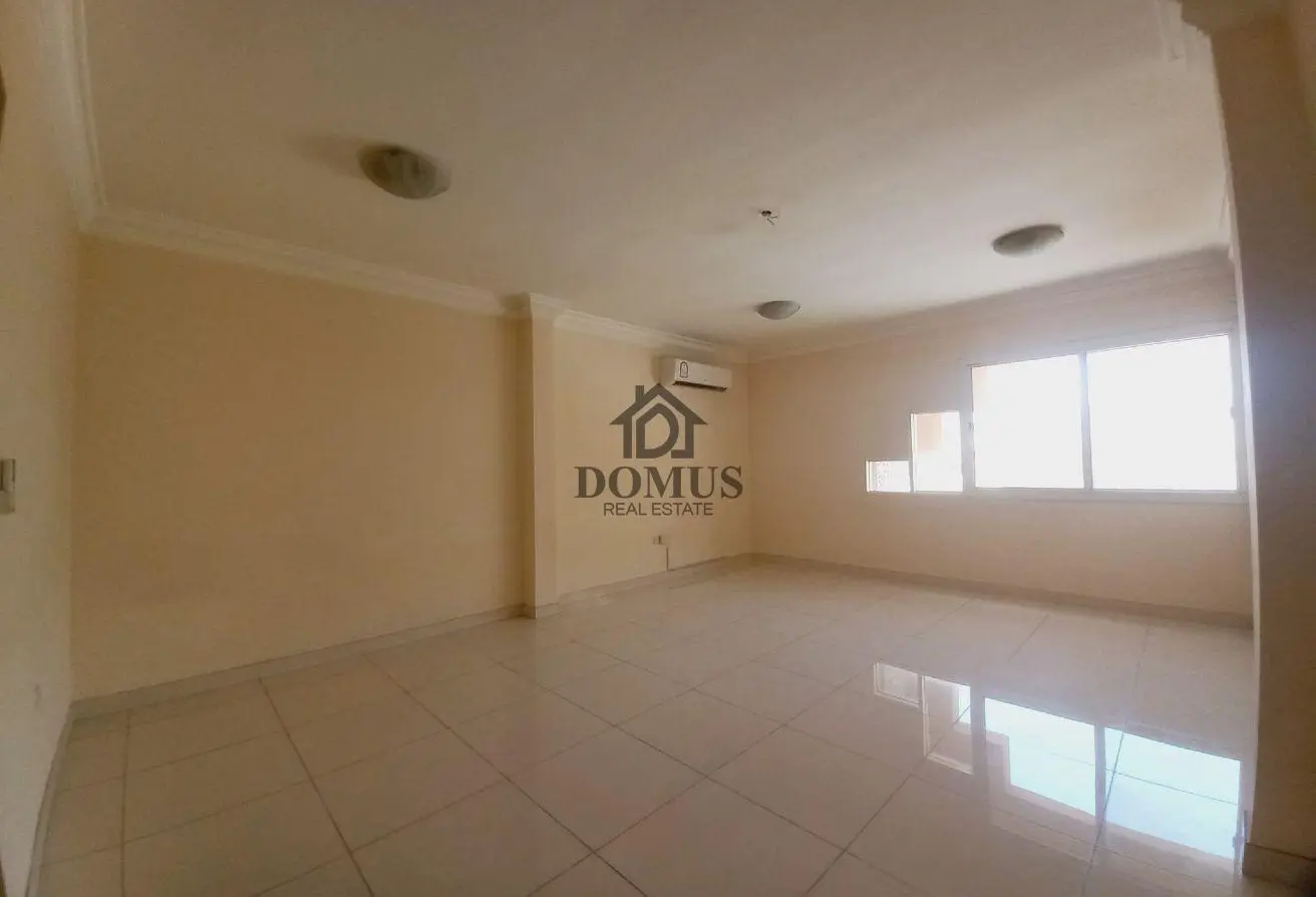 63422589 - Property Main Image