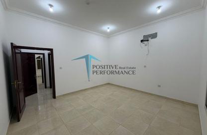Apartment - 1 - 1 for rent in Souk Al gharaffa - Al Gharrafa - Doha Apartment - 1 - 1 for rent in Souk Al gharaffa - Al Gharrafa - Doha