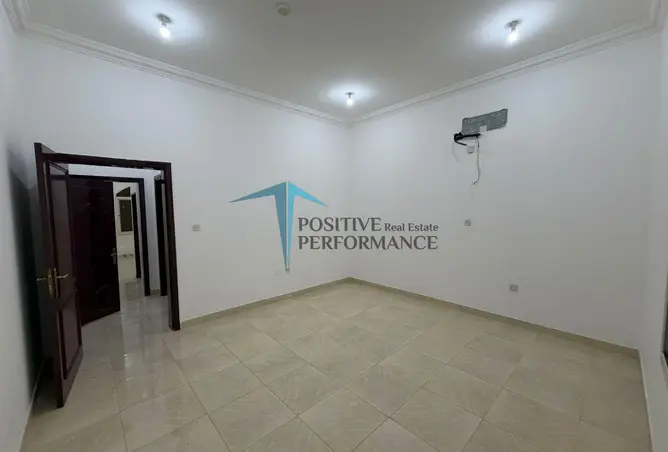 63808138 - Property Image 3