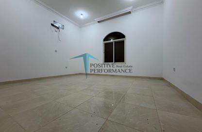 Apartment - 1 - 1 for rent in Souk Al gharaffa - Al Gharrafa - Doha Apartment - 1 - 1 for rent in Souk Al gharaffa - Al Gharrafa - Doha