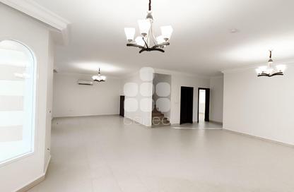 Villa - 4 - 4 for rent in Old Airport 43 - Old Airport Road - Doha Villa - 4 - 4 for rent in Old Airport 43 - Old Airport Road - Doha
