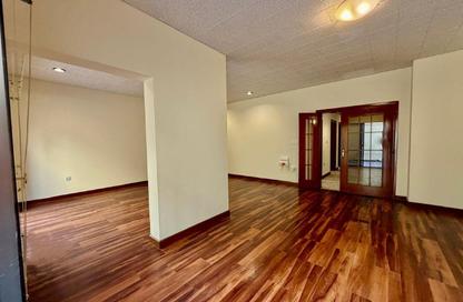 Apartment - 2 Bedrooms - 2 Bathrooms for rent in Al Mansoura - Al Mansoura - Doha