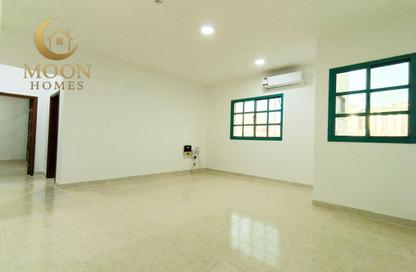 Apartment - 2 - 2 for rent in Umm Ghuwailina 4 - Umm Ghuwailina - Doha