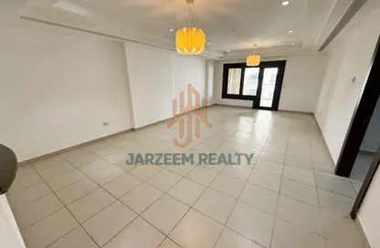 شقة - غرفة نوم - 1 حمام للبيع في طريق بورتو الغربي - بورتو أرابيا - جزيرة اللؤلؤة - الدوحة