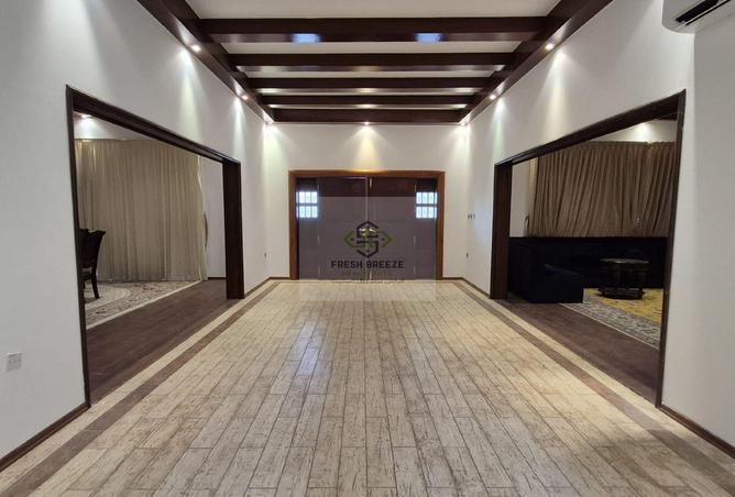 57779932 - Property Image 3