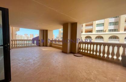 شقة - غرفة نوم - 2 حمامات للبيع في طريق بورتو الشرقي - بورتو أرابيا - جزيرة اللؤلؤة - الدوحة