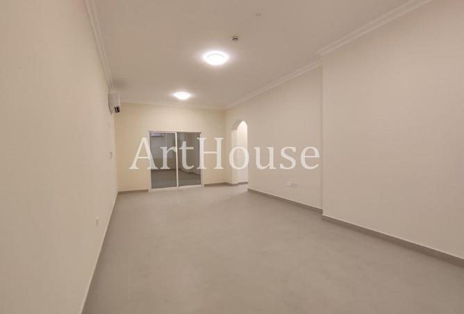 60833868 - Property Main Image