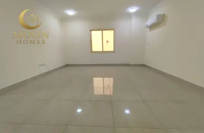 Apartment - 3 Bedrooms - 3 Bathrooms for rent in Salaja Street - Doha Al Jadeed - Doha