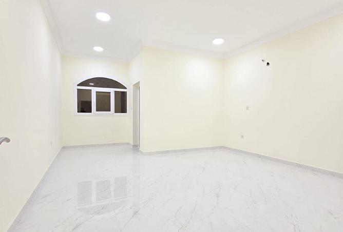 1015373 - Property Image 2