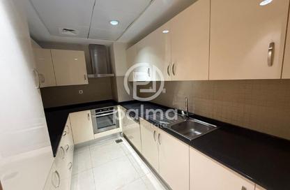 Apartment - 1 Bedroom - 2 Bathrooms for rent in East Porto Drive - Porto Arabia - The Pearl Island - Doha