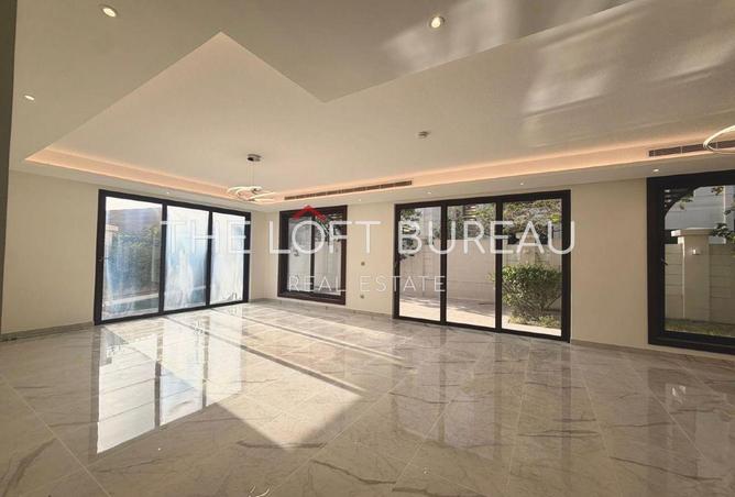 55330147 - Property Image 2