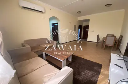 Apartment - 2 Bedrooms - 2 Bathrooms for rent in Musheireb Apartments - Musheireb - Doha