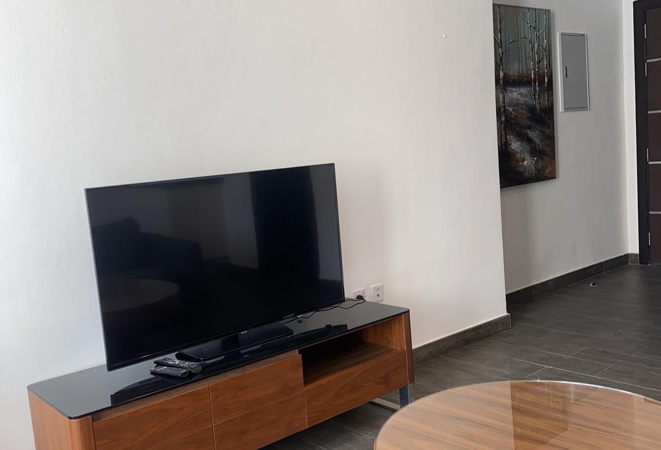 SLEEK STUDIO FOR RENT IN PORTO ARABIA /MARINA VIEW thumbnail 4