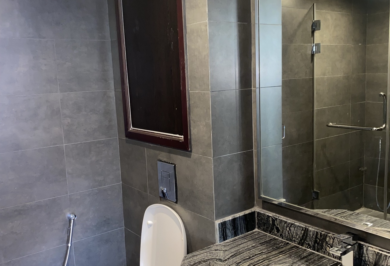 SLEEK STUDIO FOR RENT IN PORTO ARABIA /MARINA VIEW thumbnail 6