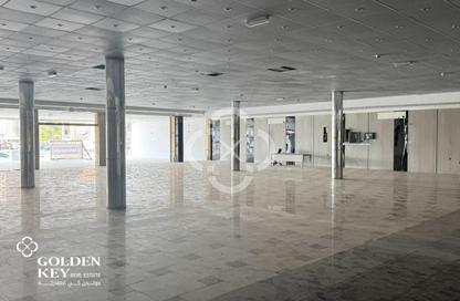 Show Room - Studio - 2 for rent in C-Ring Road - Al Sadd - Doha