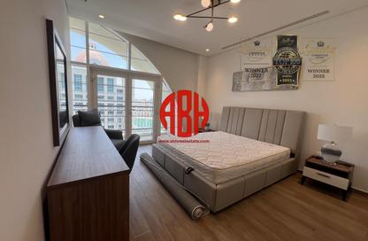 Penthouse - 3 Bedrooms - 5 Bathrooms for rent in Floresta Gardens - Floresta Gardens - The Pearl Island - Doha Penthouse - 3 Bedrooms - 5 Bathrooms for rent in Floresta Gardens - Floresta Gardens - The Pearl Island - Doha