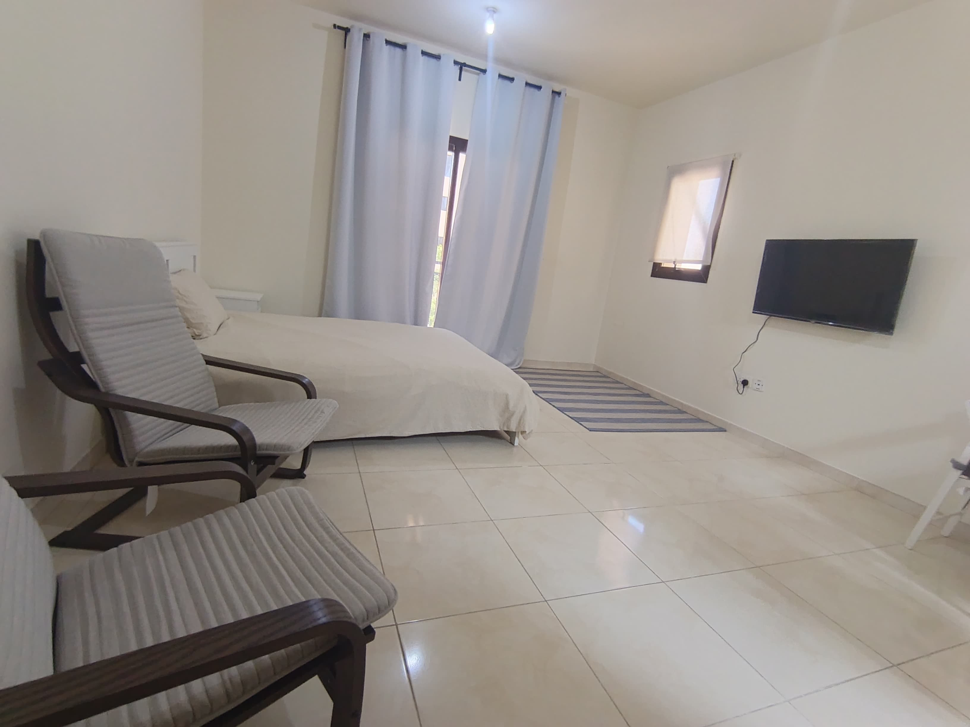 COZY STUDIO FOR RENT EXCLUDING BILLS IN LUSAIL thumbnail 6