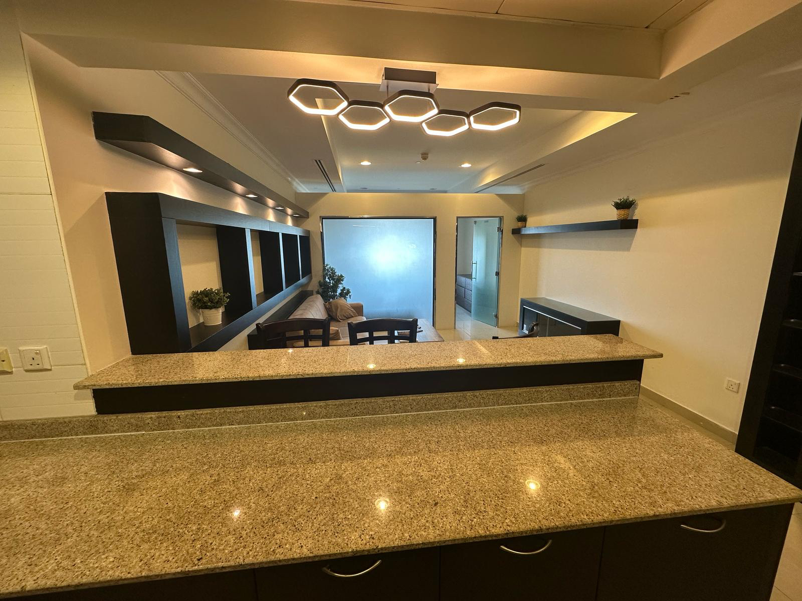 Studio Fully Furnished Including Bills City View thumbnail 2