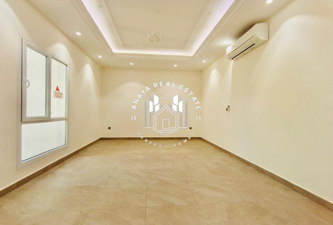 1024401 - Property Image 2