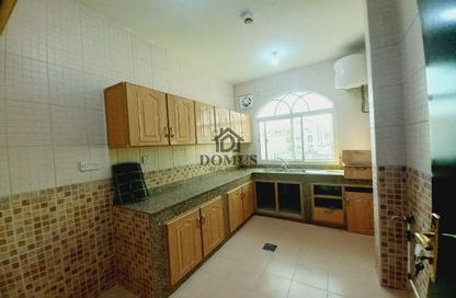 Apartment - 2 Bedrooms - 2 Bathrooms for rent in Thabit Bin Zaid Street - Al Mansoura - Doha